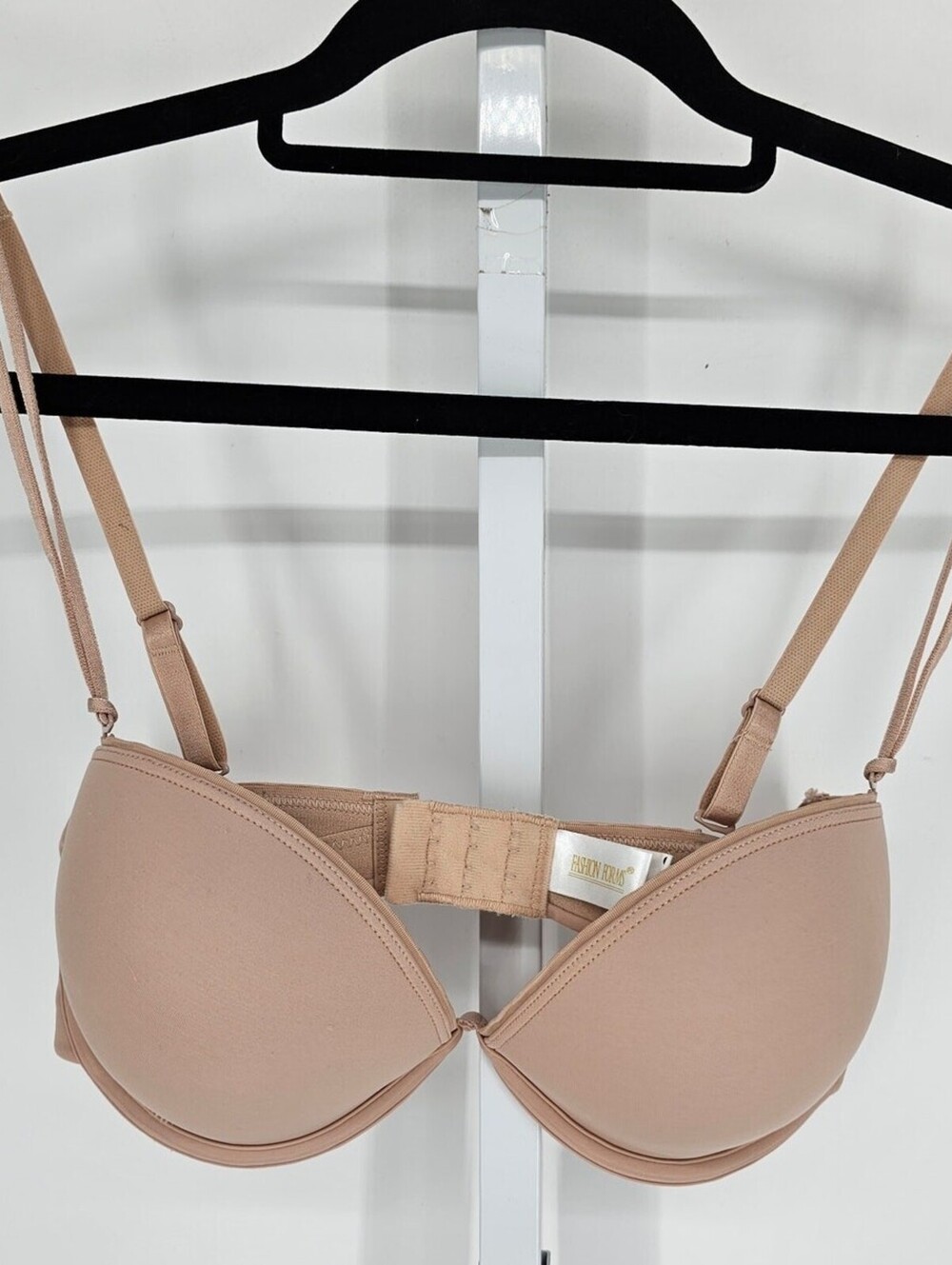 Vintage 1990s Fashion Forms Womens Sz 36C padded Push Up Bra Solid Beige